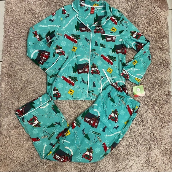 Dashing through the snow Christmas pajamas - Picture 1 of 3